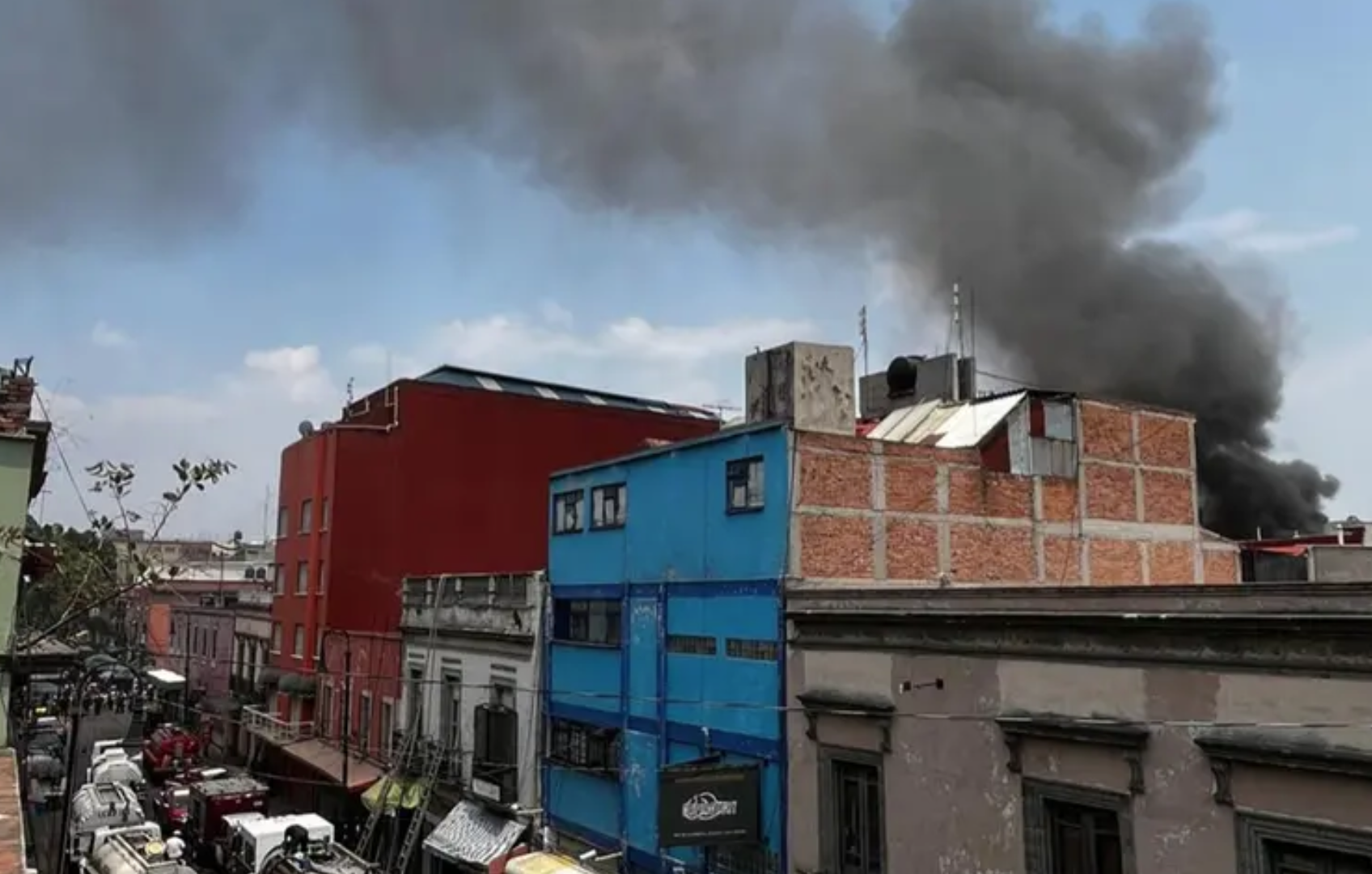 Incendio en Plaza Comercial del Centro de CDMX